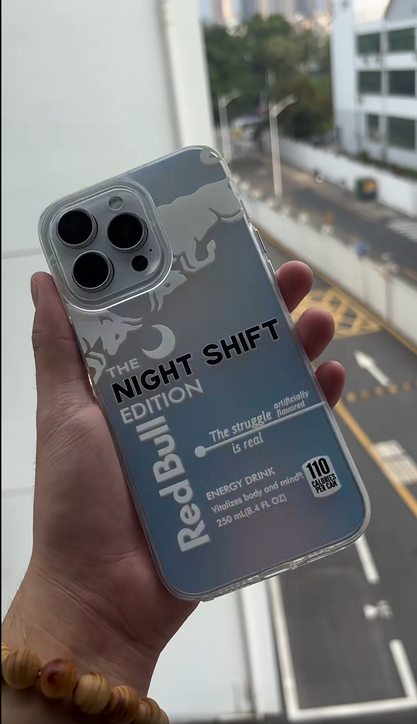 Coque Red Bull transparente